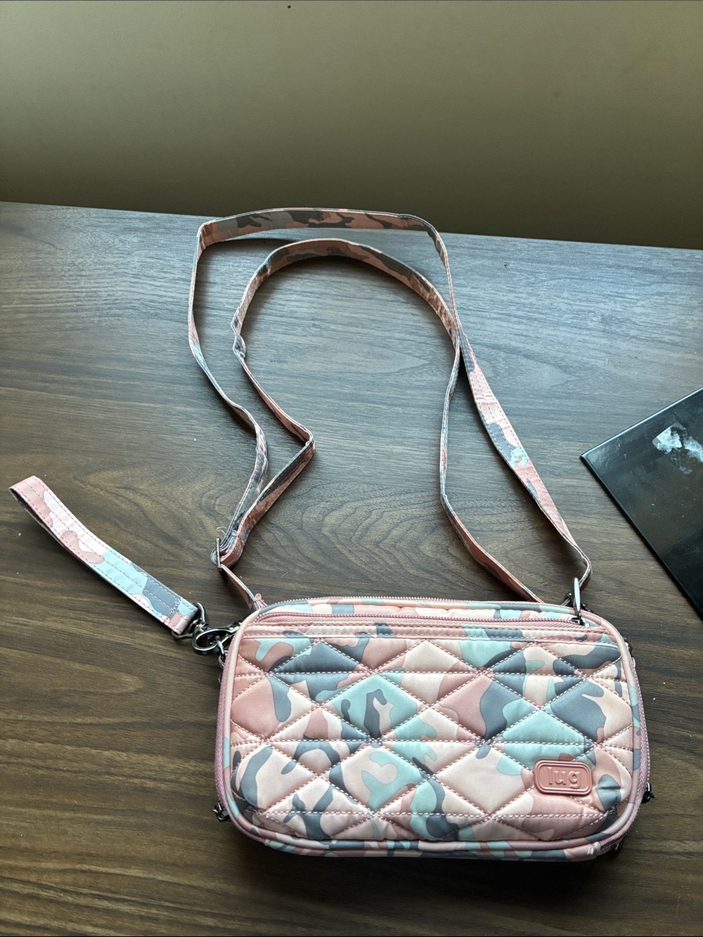 lug Quilted Pink Camouflage roundabout, Crossbody belt bag